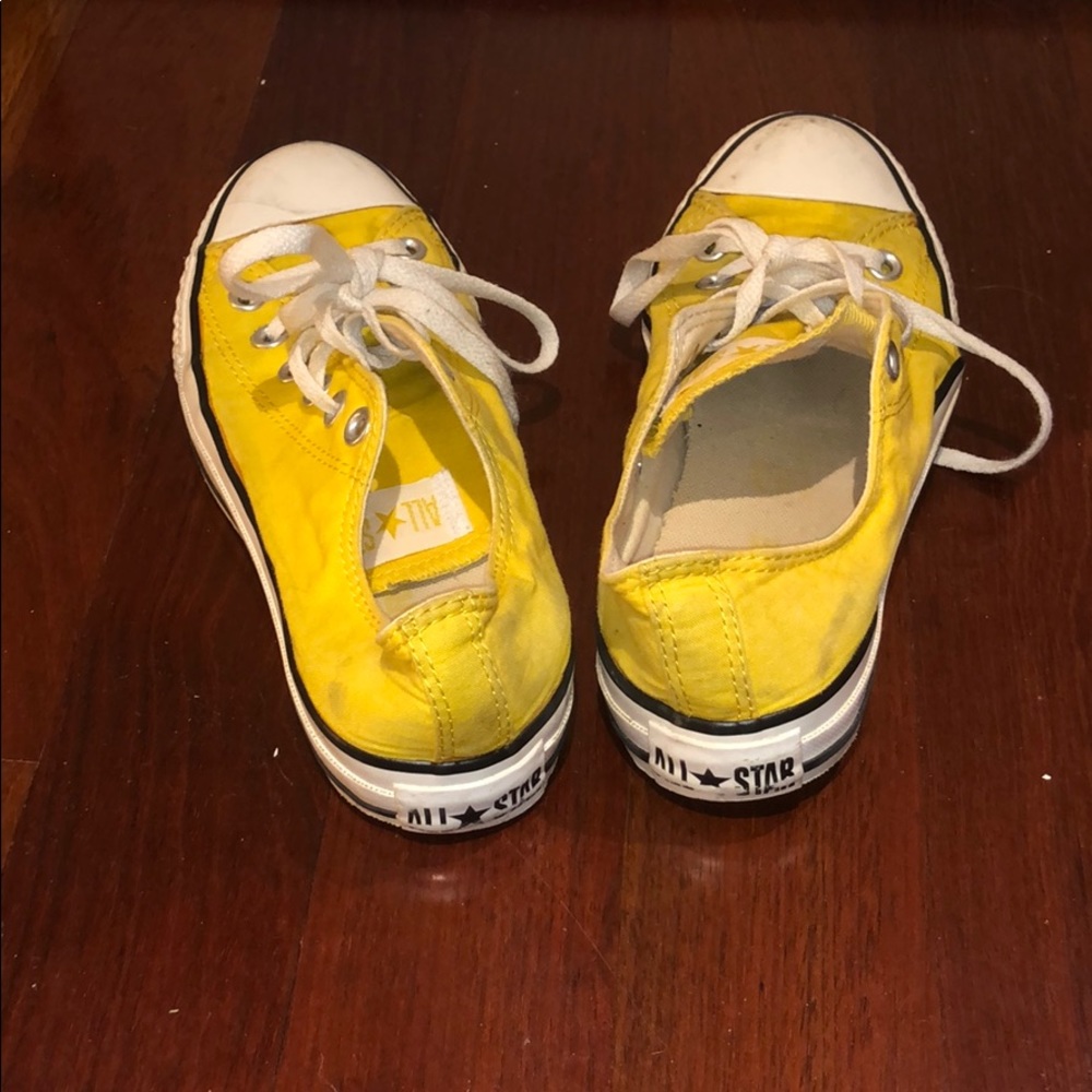 Used converse - Picture 2 of 3